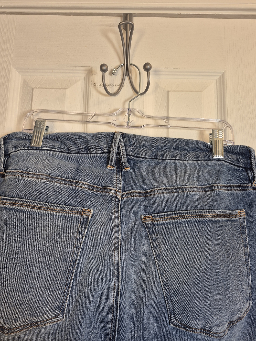 Good American Good Legs Crop Jeans Size 16 High Rise Raw Hem Medium Wash Blue - Picture 6 of 7